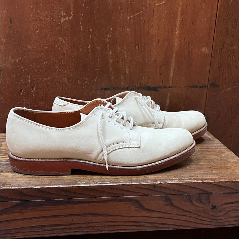 Vintage Jos. A. Bank Cream Leather Men's Oxfords